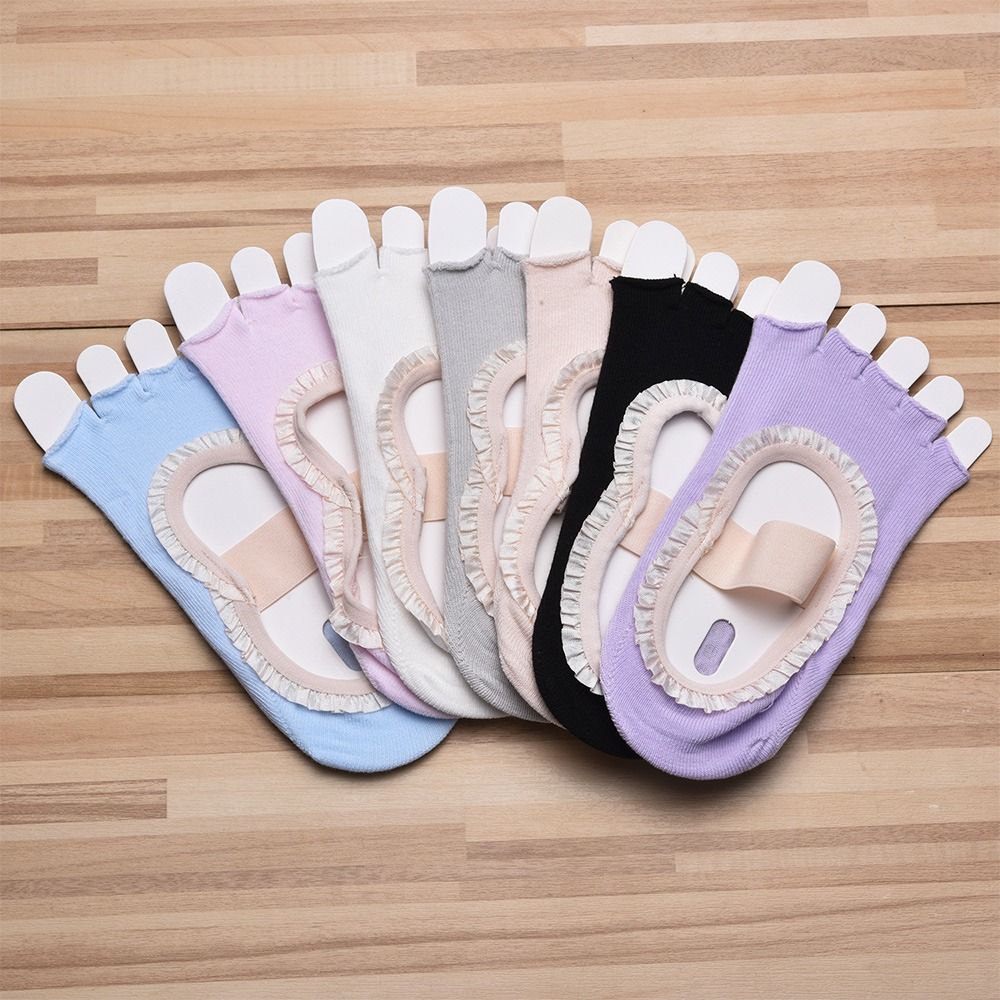 Creative Non-Slip Yoga Socks B - Pilates Yoga Classes ulasan dan harga